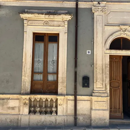 Casa Nel Liberty Canicattini Bagni